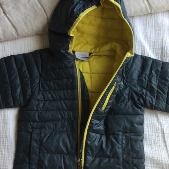 Columbia rain jacket - Picture 1 of 2